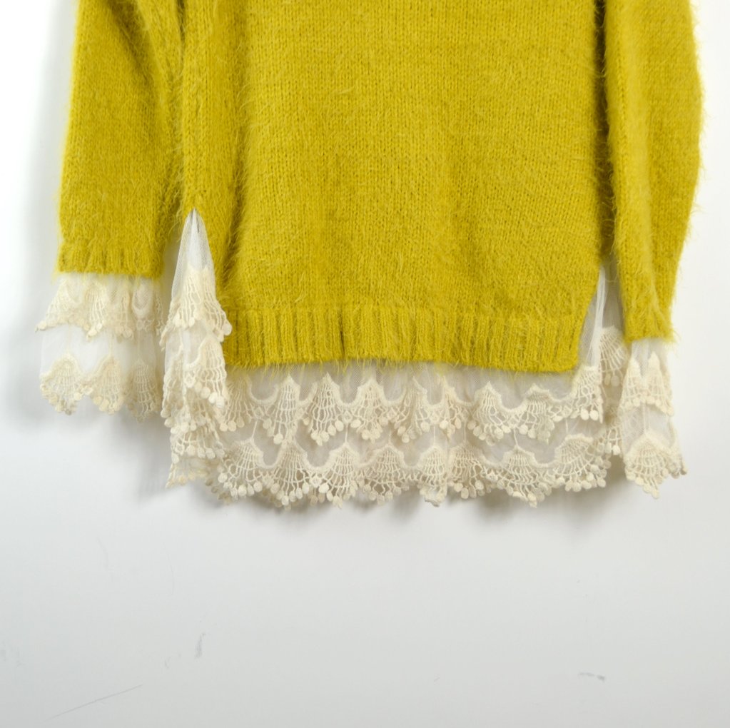 香港品牌女装2011秋冬新款<em>韩版</em>V领<em>雷丝边毛衣</em>