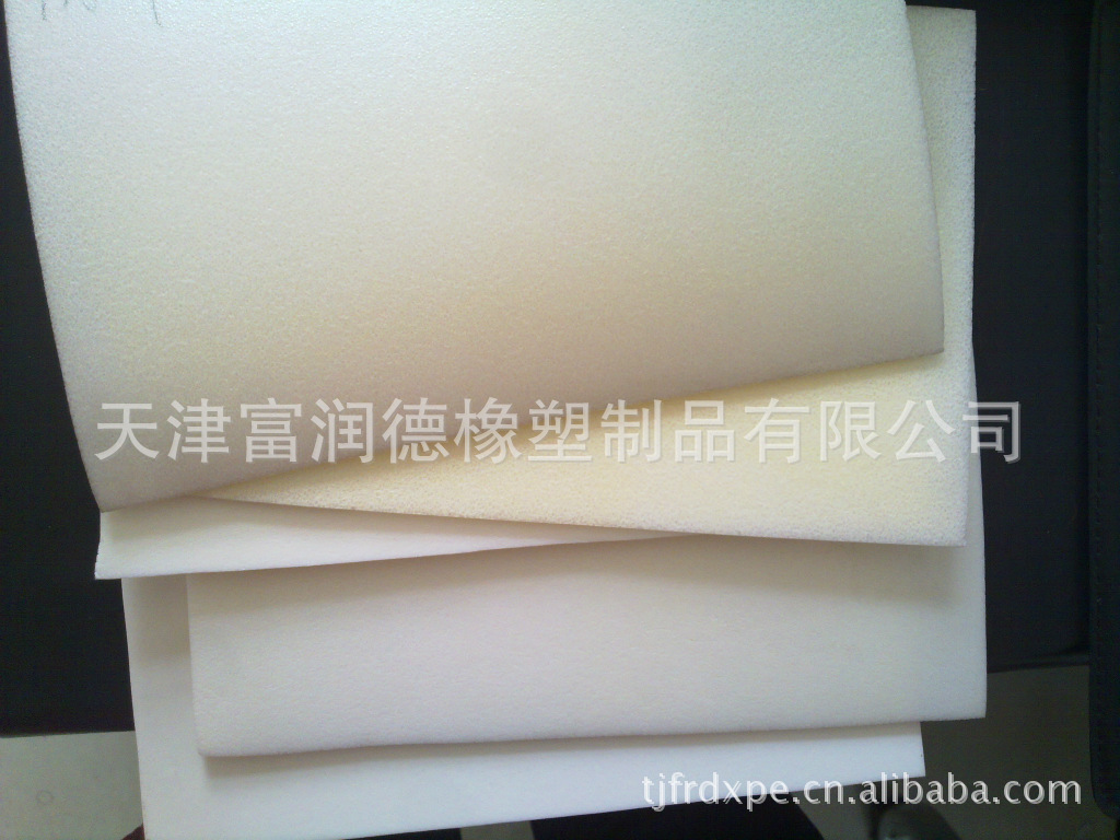 天津供应IXPE泡棉,汽车商标垫片,定位成型,异型模切,可涂胶