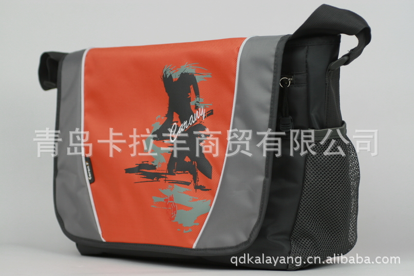 男孩中大学生书包休闲包斜挎包 卡拉扬卡拉羊