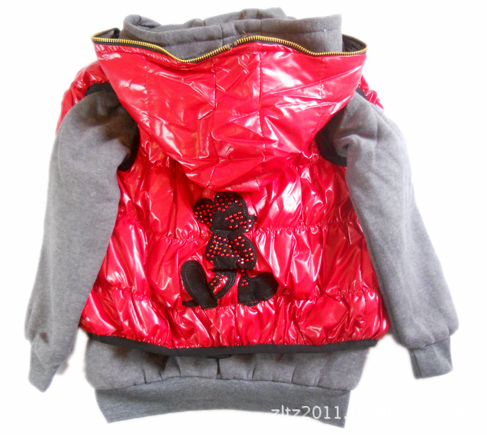 厂家直销 女童装<em>羽绒马甲</em>&<em>加长</em>厚卫衣 秋冬搭