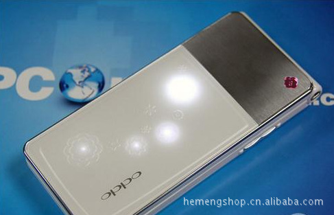 手机的重要卖点,当有来电或者使用oppo u525来听音乐的时候,翻盖上膜