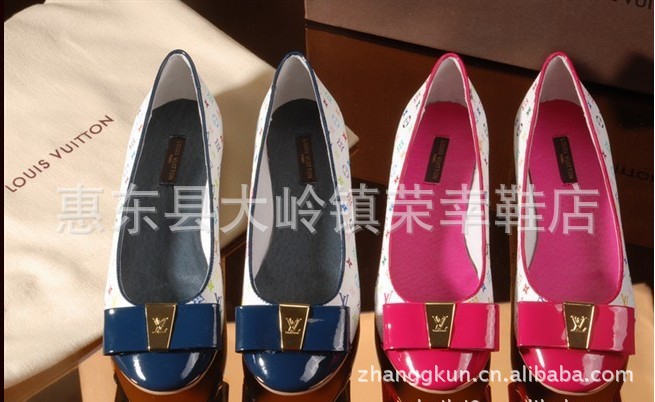 外贸原单 新款|<em>三彩</em>真皮<em>女鞋</em>胡蝶结平底单鞋芭