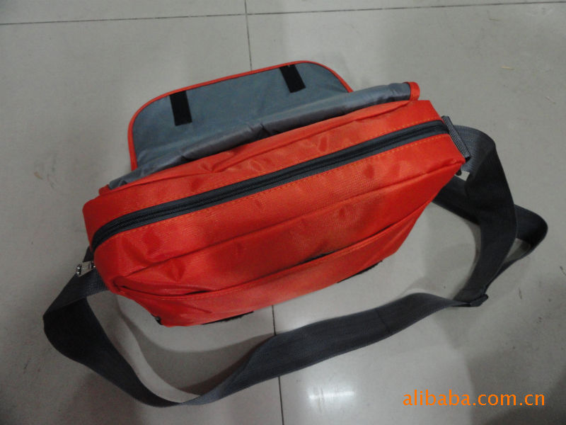 2011年新款忆辉<em>兄妹</em>学生<em>书包</em>单肩包休闲包斜