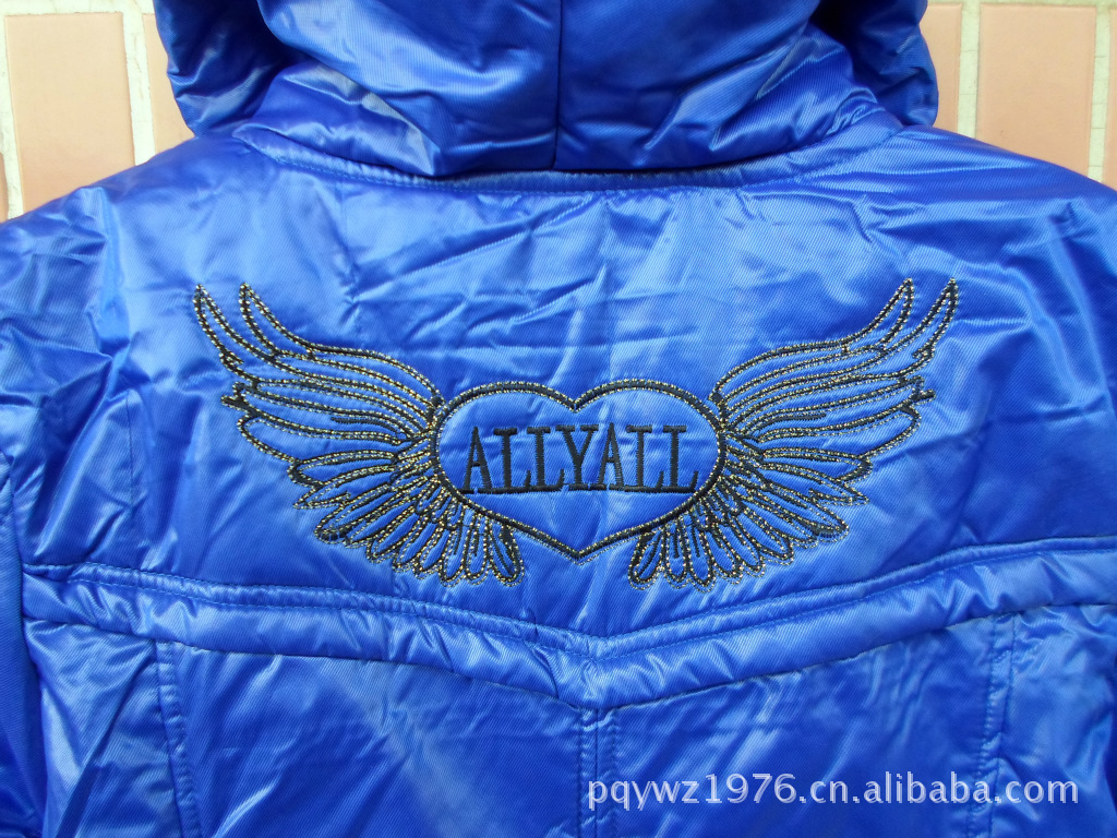 低价供应,工厂正品清仓<em>靓妹</em>时装<em>棉衣</em> - 阿里巴