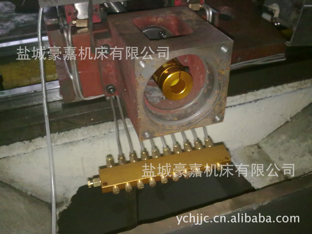 供应定制仪表数控车床0640 0632 精度高价格低 小型数控车床