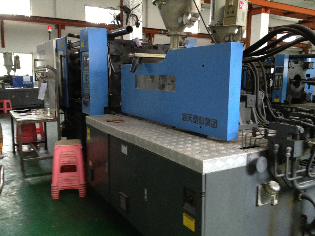 【08年海天HTSP250双色注塑机】