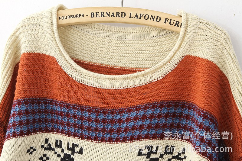 新品<em>小鹿图案毛衣</em>2012秋装拼接长袖女式毛衣