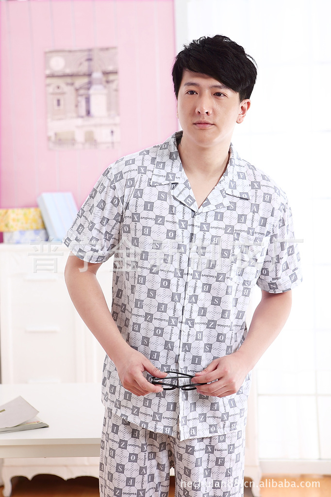 【红伊美<em>睡衣批发</em> <em>夏季</em>高档<em>男士</em>睡衣套装 简约