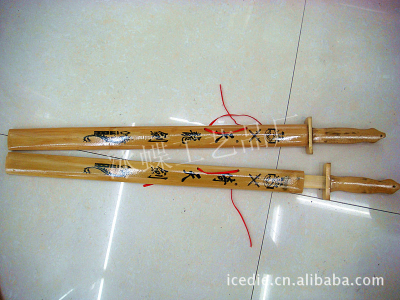 浙江金华小号天龙剑/竹剑/道具剑/竹木制品/竹木工艺品/竹木旅游工艺