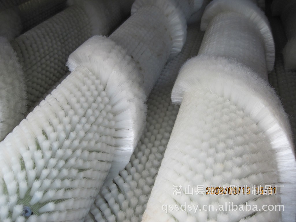 供应纺织印染毛刷 . 定形机印花机毛刷辊 - 供应