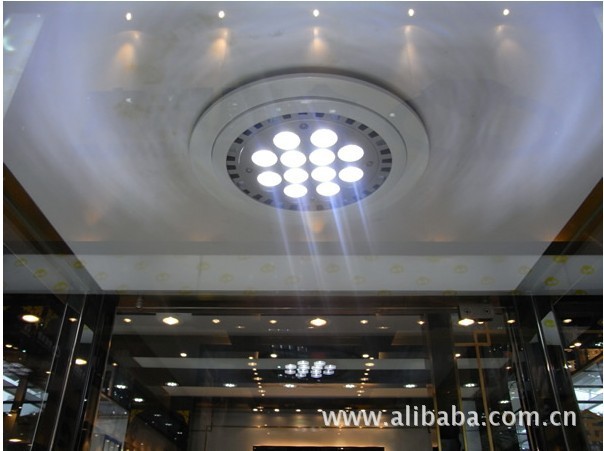 【LED15*1w天花灯 采用普瑞 科瑞芯片 珠宝照
