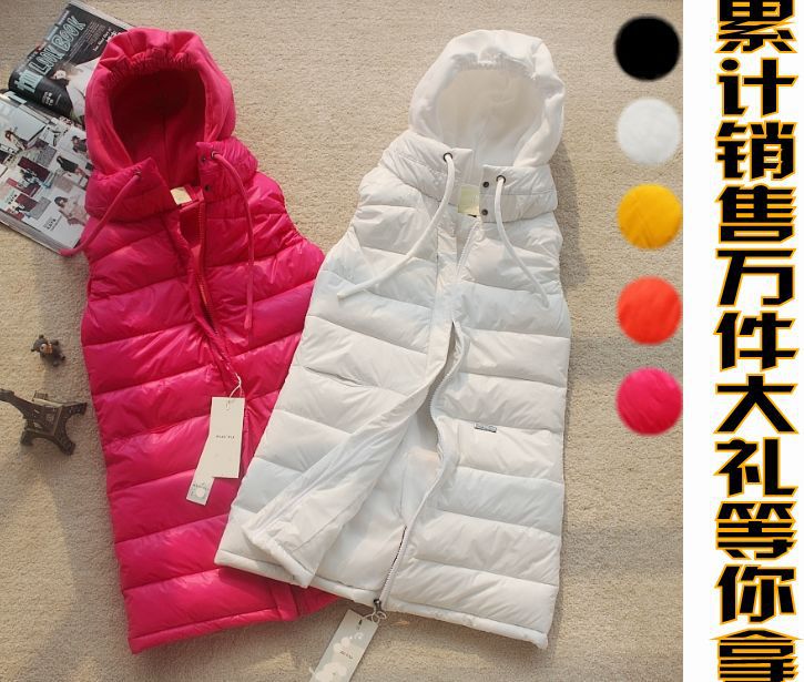 2011伊菲尚专柜冬季羽绒服红色 298.00、280