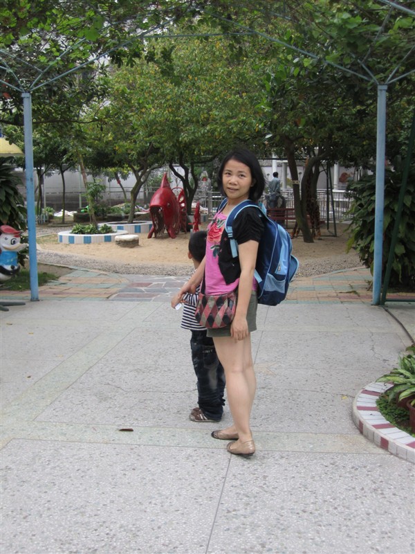 【最美<em>厂妹</em>】八零后姑娘独闯东莞(服装加工厂