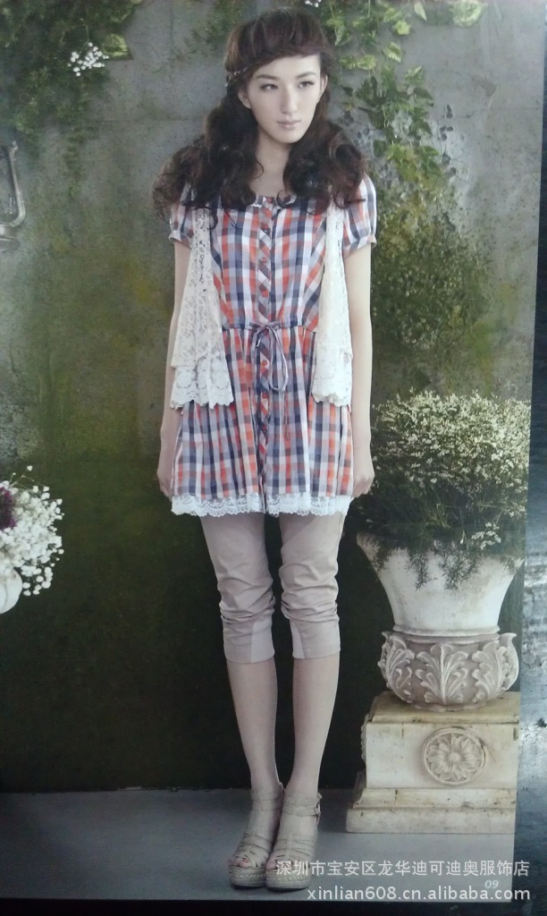 供应<em>杭州</em>品牌<em>女装</em>折扣批发 <em>片断</em> 12夏装 专柜正