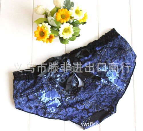 【批发韩版荷叶边加蕾丝花边女式<em>内裤</em>,4017#