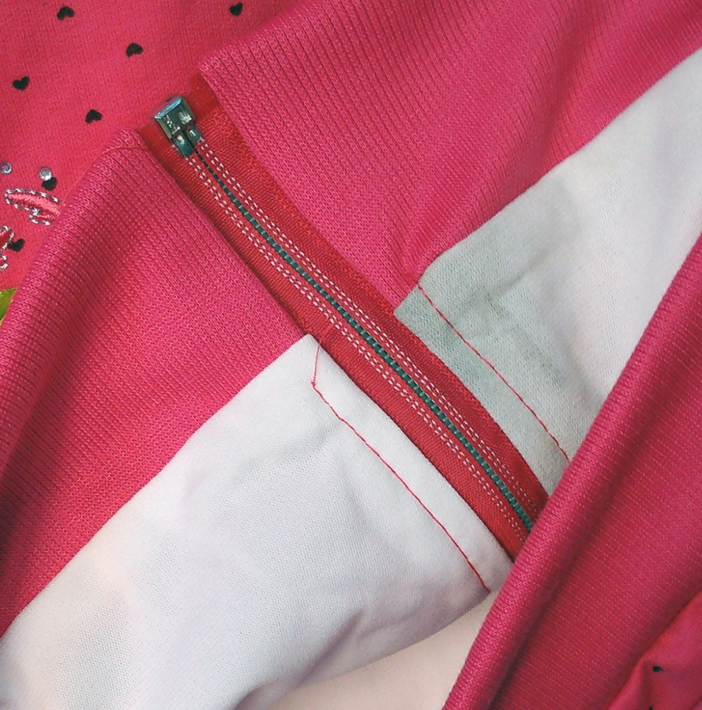 【2012<em>时尚</em>秋款童装 <em>女中童</em>童<em>外套</em> 小圆点印花