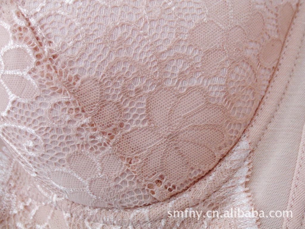 薄杯<em>D杯</em>透气磁疗保健<em>调整型文胸</em> 可加插垫汕头