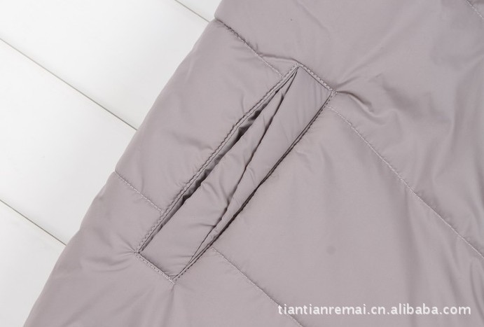 【<em>女士</em>时尚<em>电热马甲</em> 保暖马甲 电热衣服 羽绒马