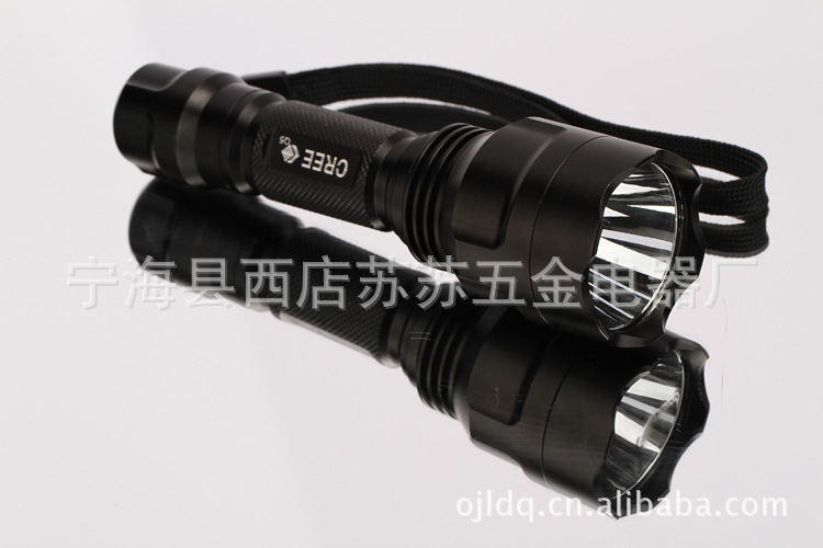 C8 强光正品手电筒 美国进口Q5 led充电高亮防