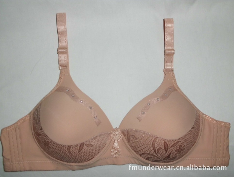 <em>义乌文胸</em>工厂<em>外贸</em>直销:欧款绣花烫钻锦纶<em>文胸</em>