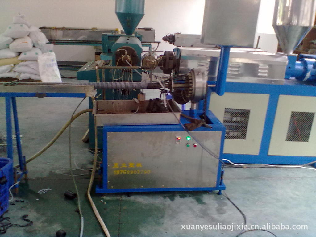 塑机辅机-PVC螺旋管,加筋缠绕管模具及成套设