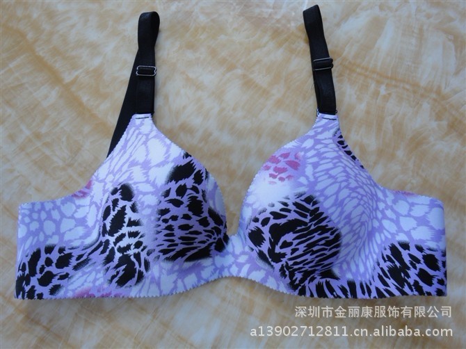 【厂家批发<em>欧芙</em>媚522#一片式无痕<em>文胸</em> 精油文