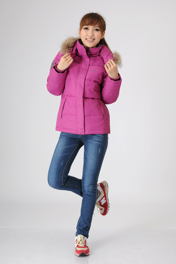 【品牌】<em>七匹狼女装</em>正品 时尚休闲 女式<em>羽绒服</em>