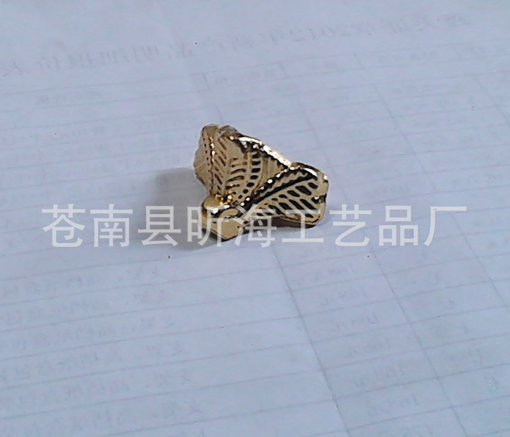 锌合金压铸 水晶底座 工艺品底座锌合金花角1