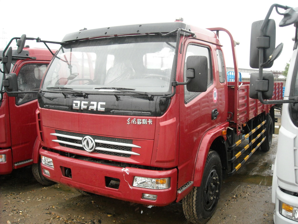 东风多利卡排半B07