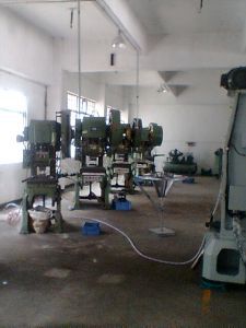 <em>东莞市塘厦</em>镇<em>石鼓</em>村塘天南路30号 尚东五金制