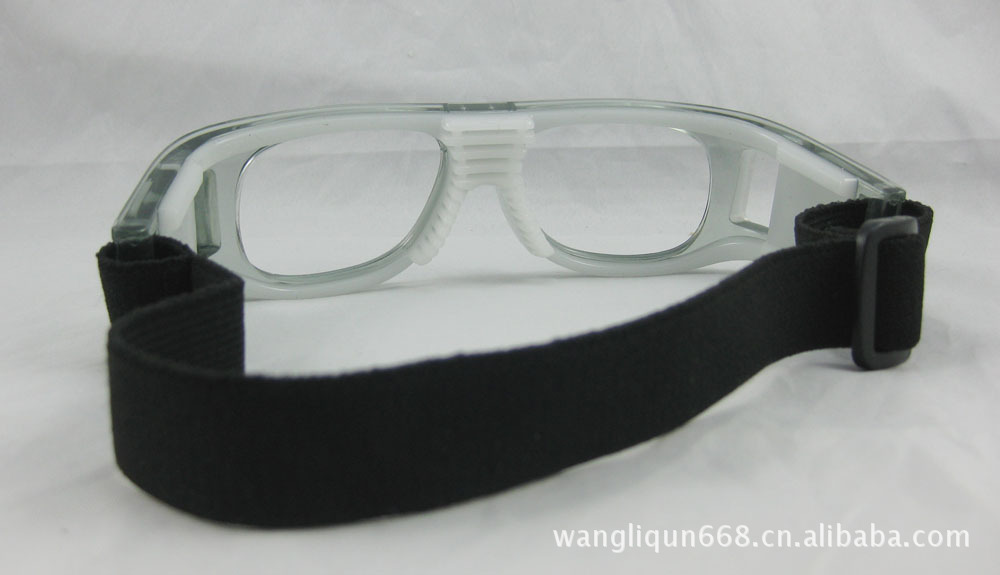 Dribble Blinders篮球运球眼罩|篮球训练保护眼
