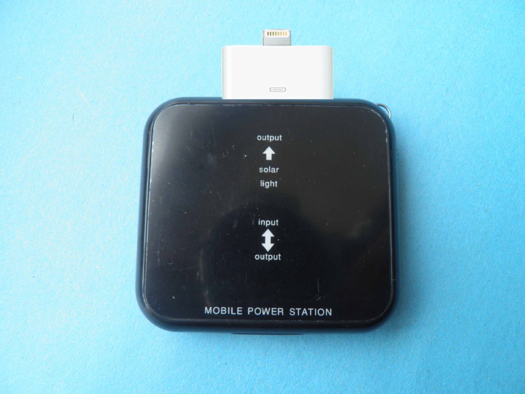 安卓充电头能充苹果吗_苹果鼠标充电多久能满_苹果太阳能充电器