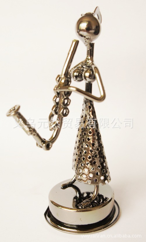 小商品新品 创意小提琴摆件 镂空金属工艺品 造型混 小美女