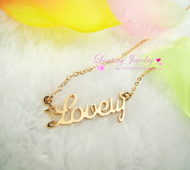 直销 女短款锁骨链玫瑰金 3层镀金 <em>漂亮女孩</em> 英