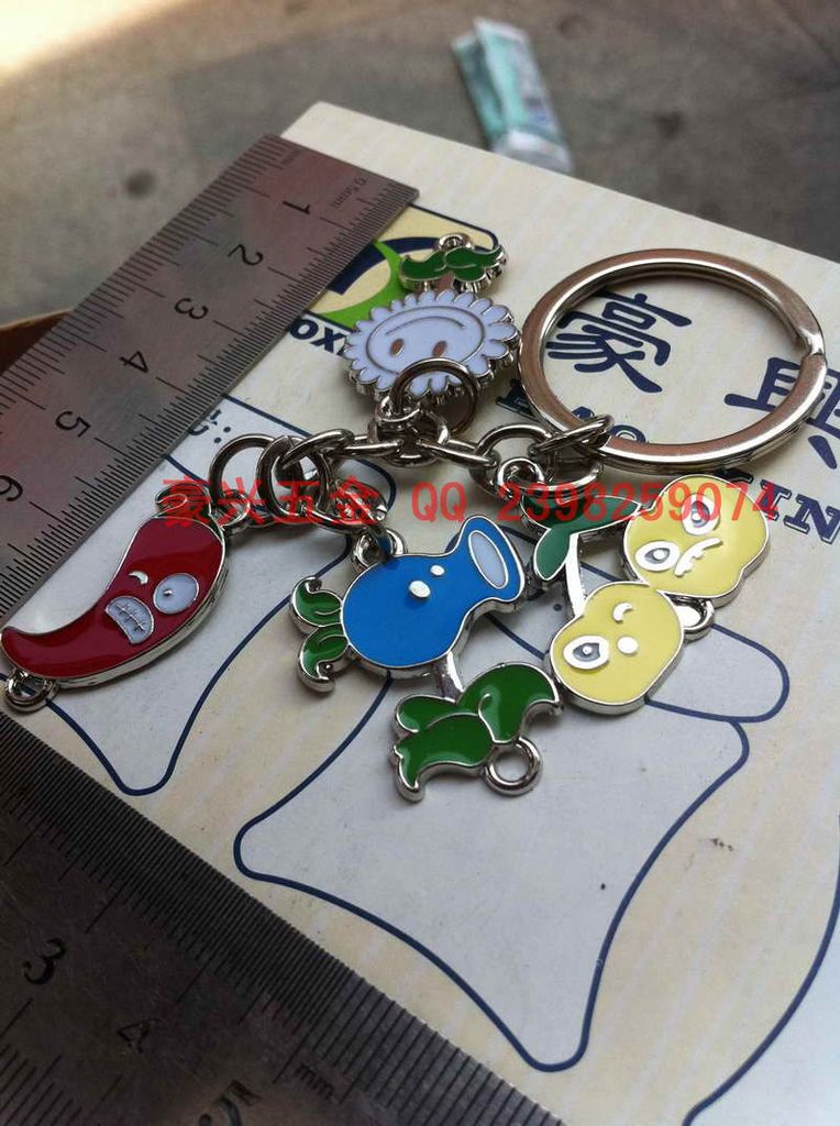 【工厂制造 植物大战僵尸钥匙扣、锌合金挂件