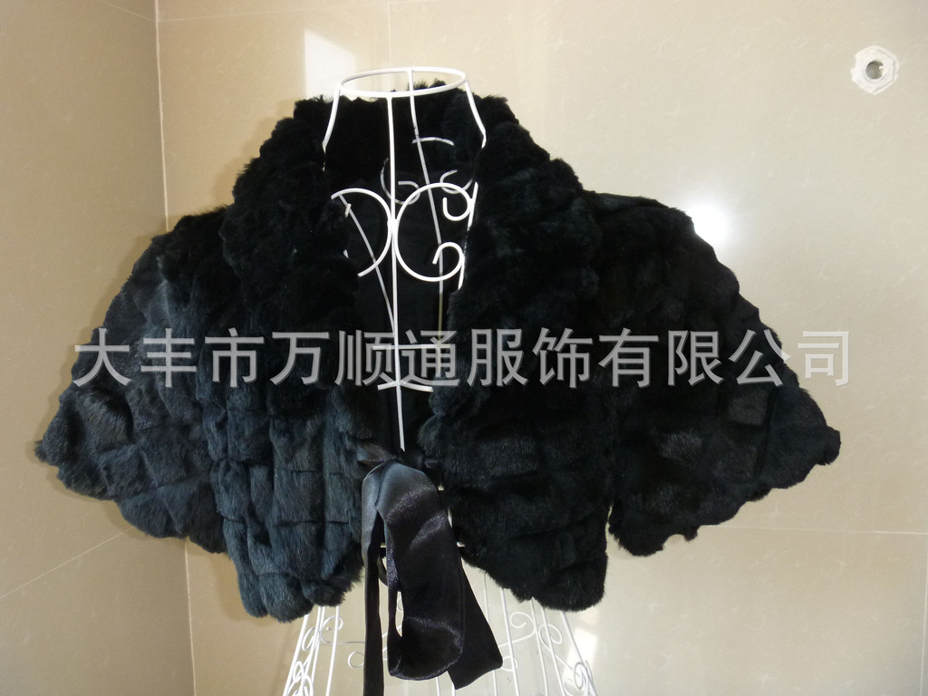 【兔皮毛<em>小背心</em>时尚皮草<em>马甲</em>菱形剪花图案】价