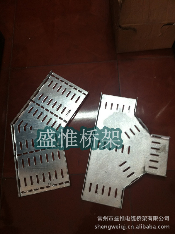 轻型弯通 三通_副本