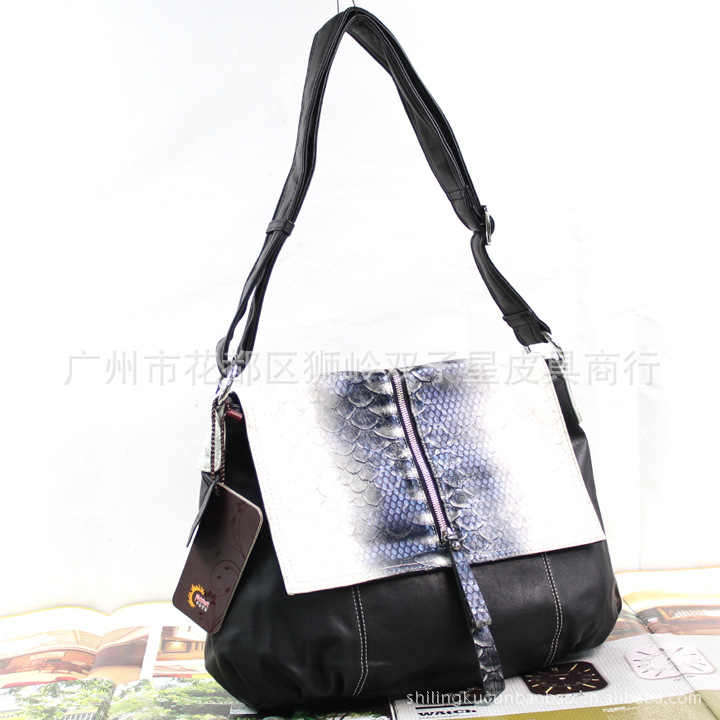 【011206黑LK90319-3 时尚女包批发 库存包包