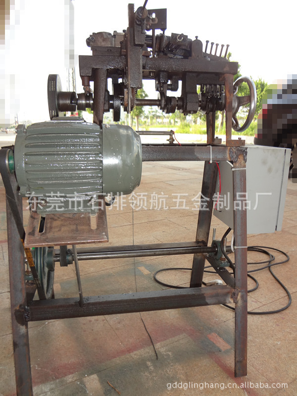 东莞五金首饰织纽链条机械