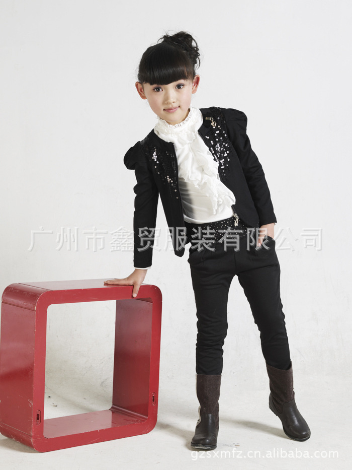 版<em>女童</em>亮片泡泡袖小西装外套 <em>女童小西装</em> 女童
