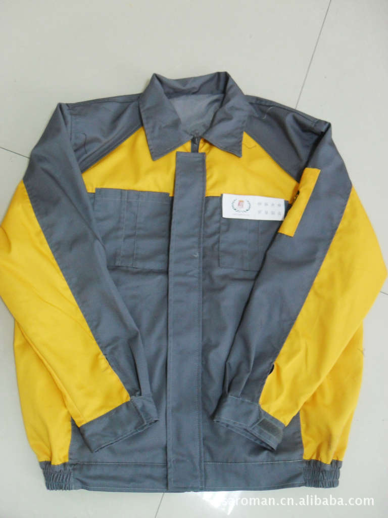 工 供应加工各类服装 包括工作服 校服 夹克衫 
