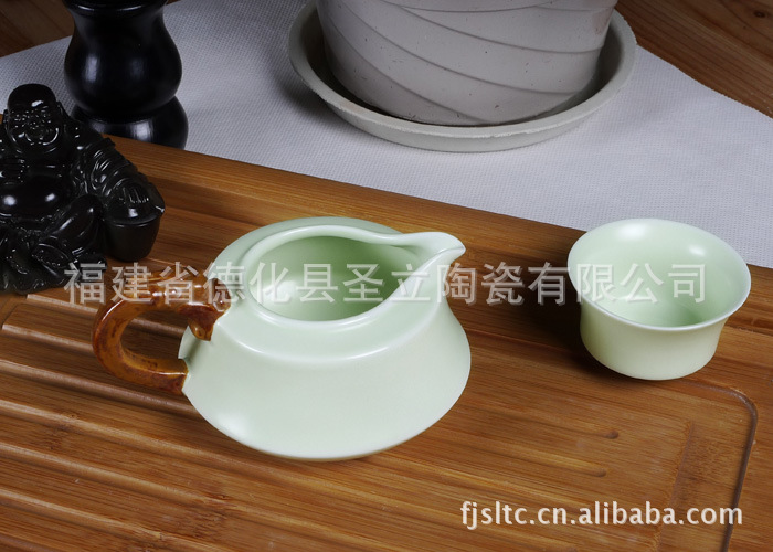 龙行天下 8入月青手彩茶具套装  定窑茶具