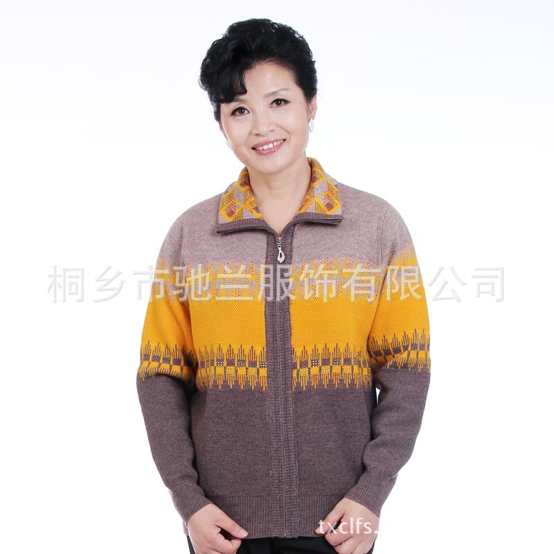 2012秋冬季女式新款长袖拉链开衫中老年妈妈装外套大衣羊毛衫