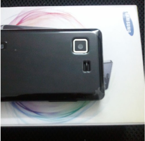 Мобильный телефон Samsung S5580 Мобильный телефон Samsung S5580