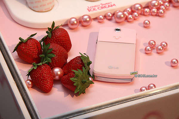 LG KF350女性翻盖 冰淇淋手机 女士手机 甜美