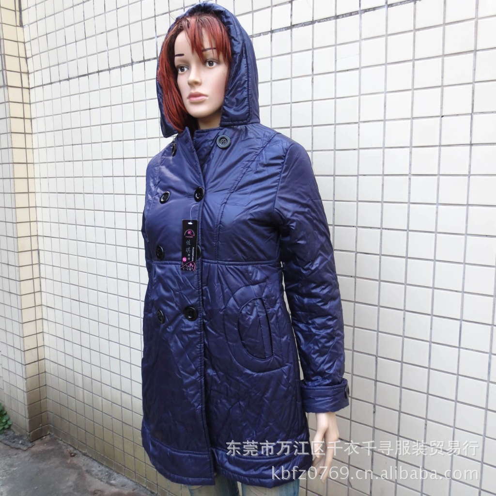 【库存服装批发 外贸大码女装棉衣 多<em>色</em>加厚中