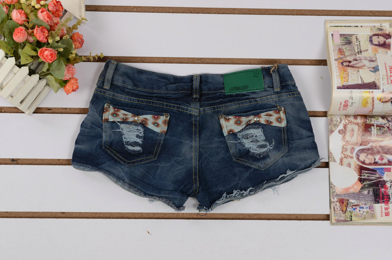 【韩版潮流前线 最新最炫 女式牛仔<em>短裤</em> 工厂直