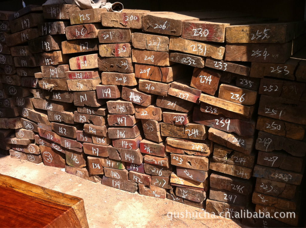 大红酸枝板材 _ 大红酸枝板材价格报价 _ 云南