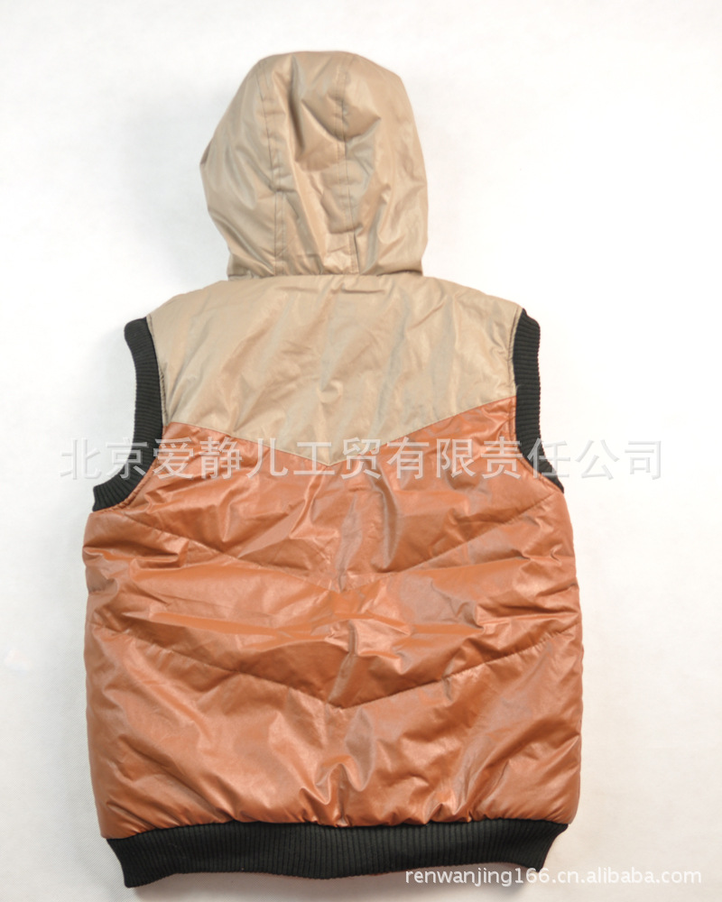 2012秋季新款 Pu拼色<em>男士马甲批发</em> 122#图片