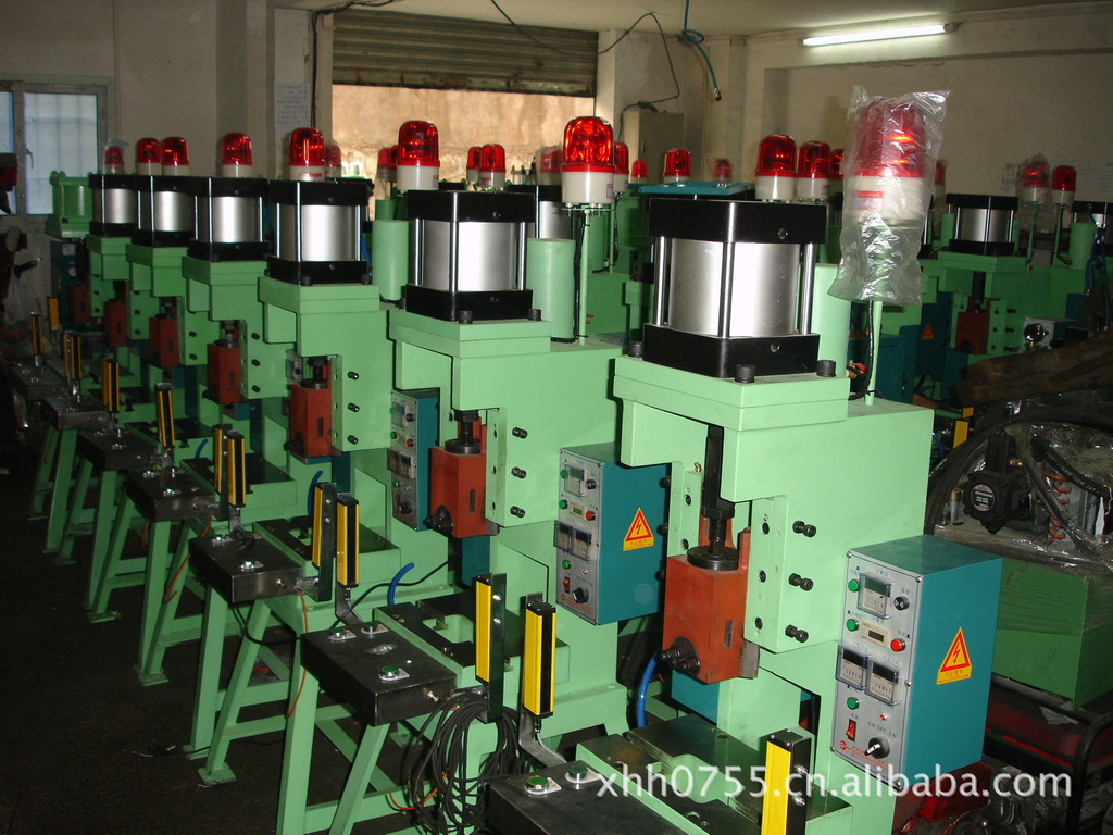 手机外壳冲压成型油压机